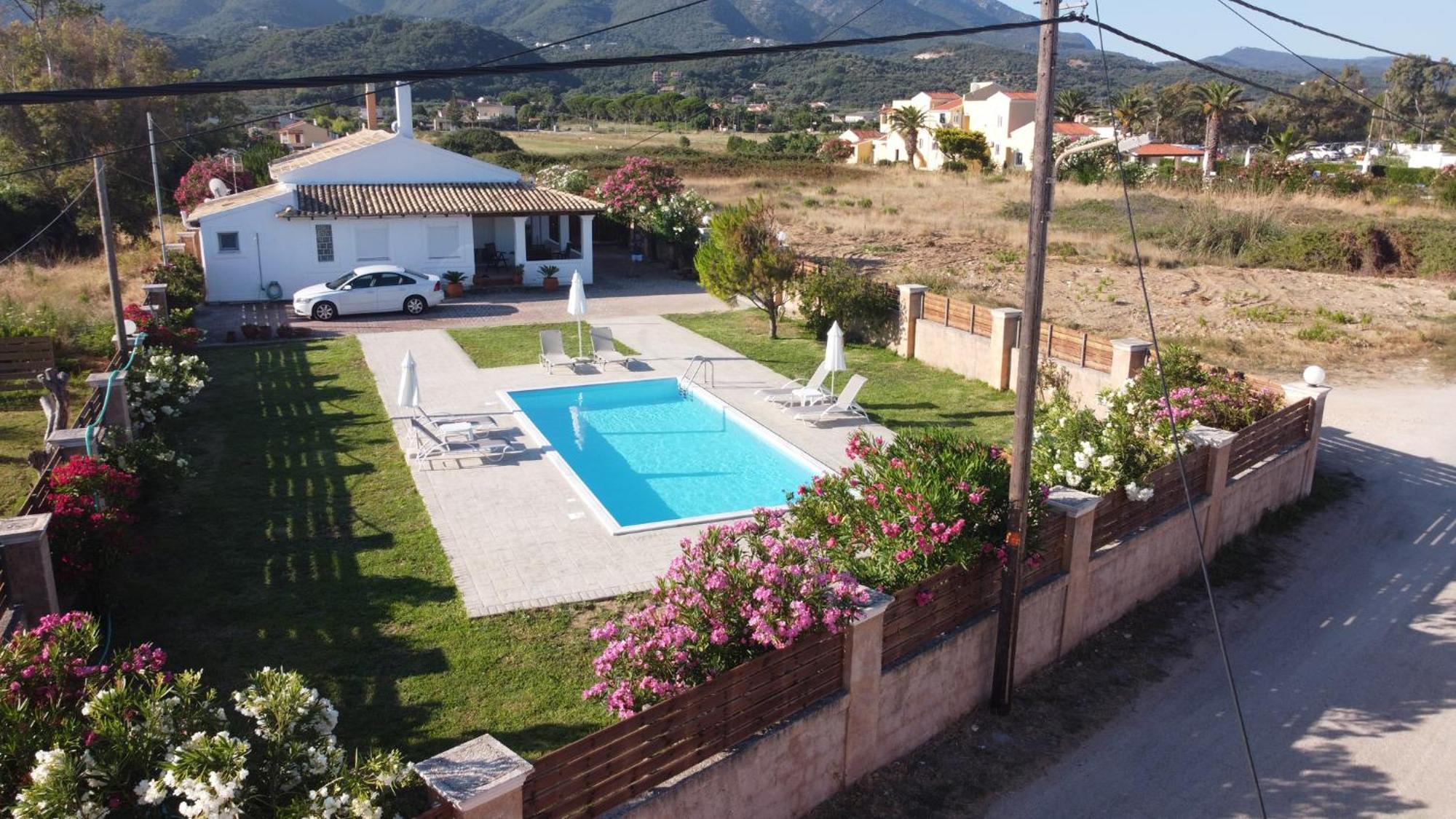 Almyra Beach House Corfu Almiros Beach Exterior foto